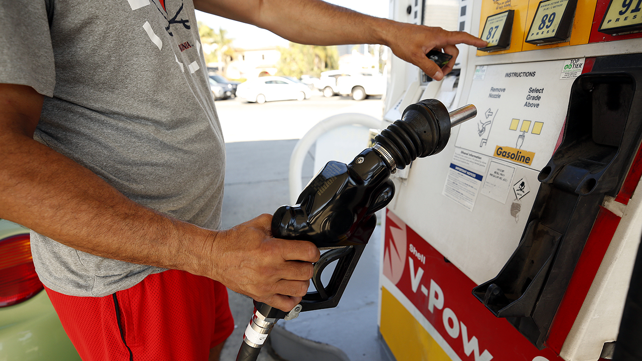 Why California Gas Prices Are Especially High - The New York Times