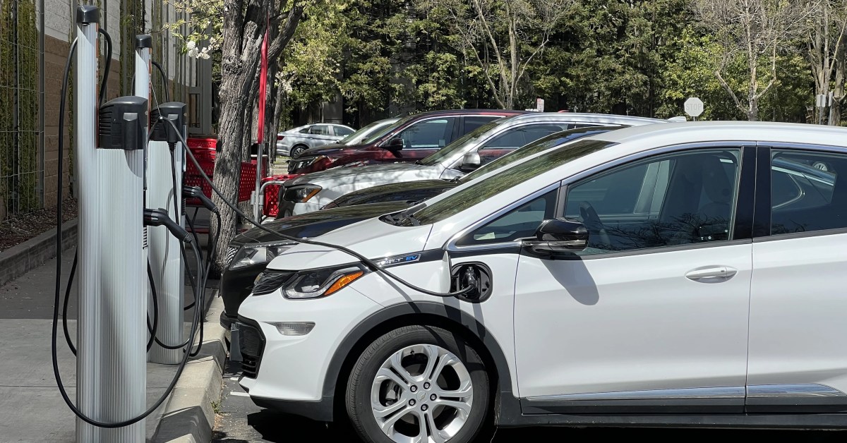Least Efficient EVs: These Cars Prioritize Power Over Efficiency
