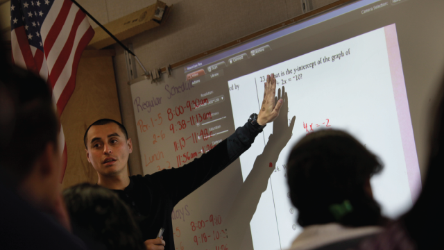 A math teacher at Sylmar High School in Los Angeles teaches algebra to Spanish-speaking students in 2011. (Michael Robinson Chavez/Los Angeles Times via Getty Images)