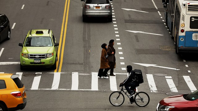 An intersection in Manhattan, New York City in 2017. (Spencer Platt/Getty Images)